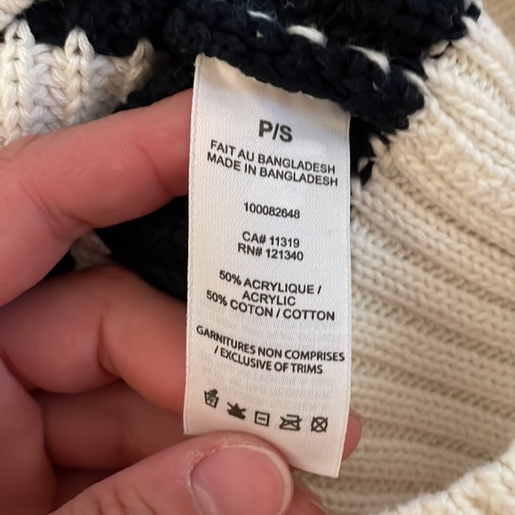 Dynamite cropped knit top - size S - Picture 3 of 3